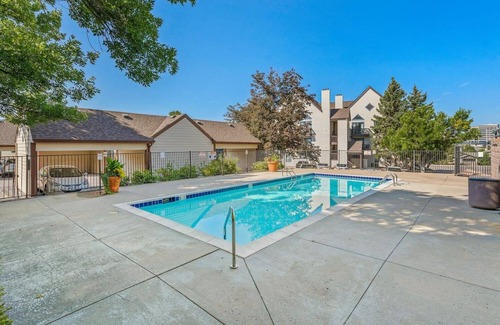 Englewood Apartment | DTC Studio! Free Parking & Fast WiFi!