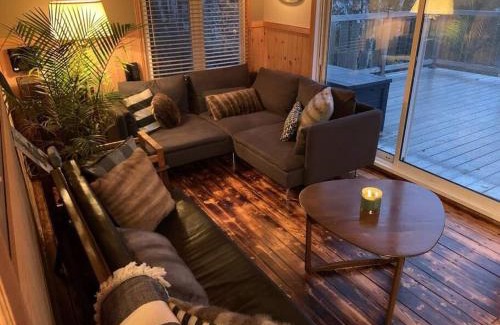 Chertsey Ski Chalet | Du Bonheur Lac Pare - Waterfront, Spa & FirePit