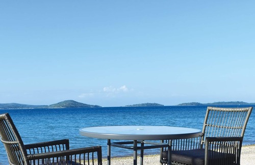 Volivoli Villa | Dua Dua Beach Resort Deluxe King # 1