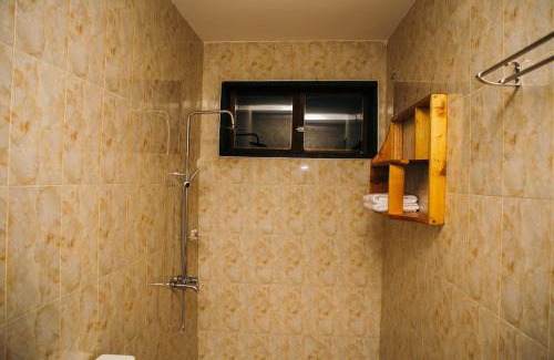 Moshi Hotel | Dual Mountain View Lodge