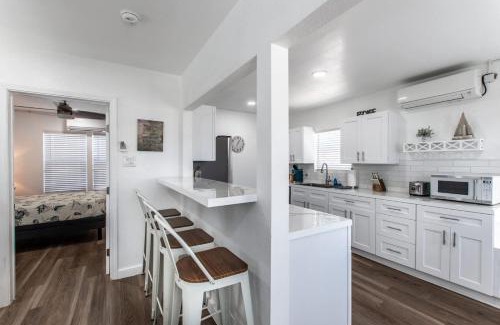 Del Mar Apartment | Dual Suites - Ocean Dr