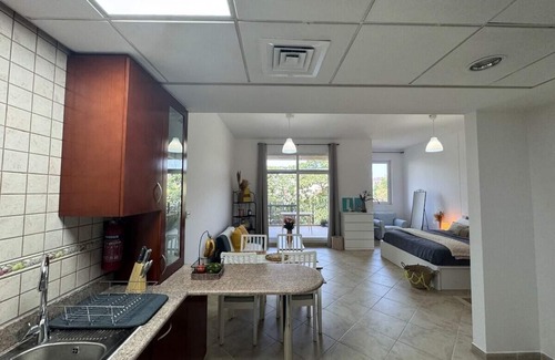 Motor City Apartment | Dubai Green Oasis Retreat