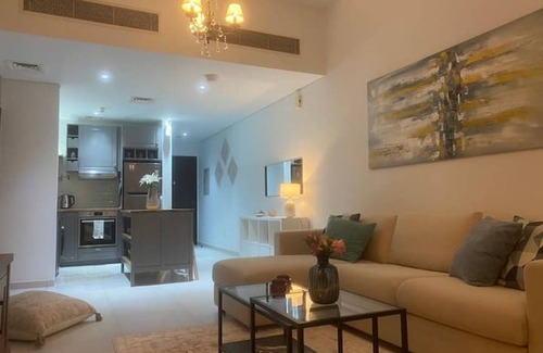 Nad Al Sheba Condo | DUBAI MARINA 1Bed Apartment Seaview, walk to JBR