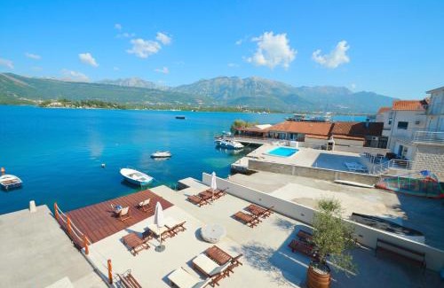 Tivat Apartment | Dubravcevic Residence