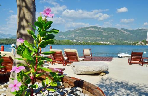 Tivat Apartment | Dubravcevic Residence