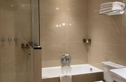 Saint-Thomas-d'Aquin Hotel | Duc de Saint-Simon