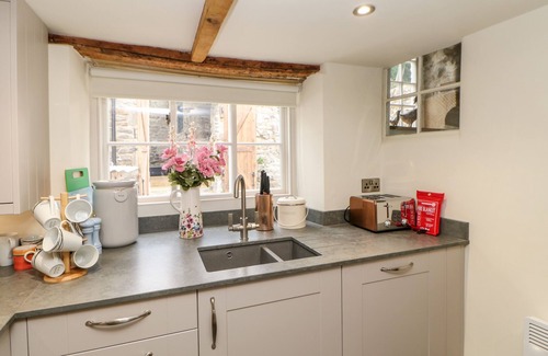 Richmond House | DUCK COTTAGE, pet friendly, character holiday cottage in Melsonby