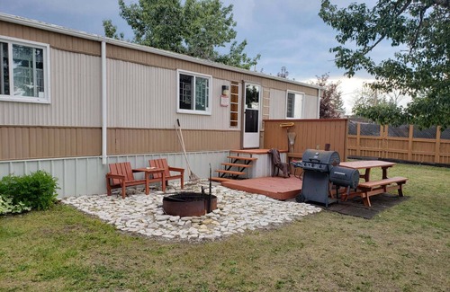 Babb House | Duck Lake private, fenced, waterfront home near Glacier National Park.