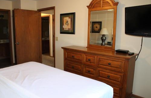 Eagle River House | Duck Lake two Bedroom Condo at Wild Eagle Lodge, 111