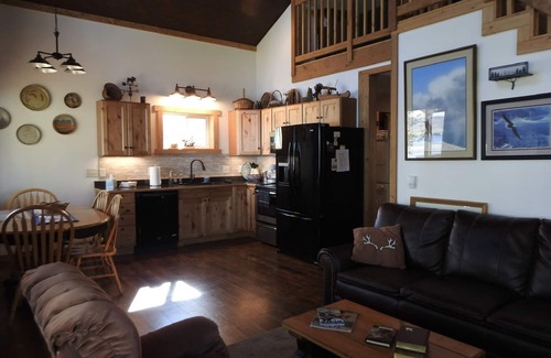 Babb Cabin | Duck Lake West Shore, Just 15 Minutes from Glacier National Park!