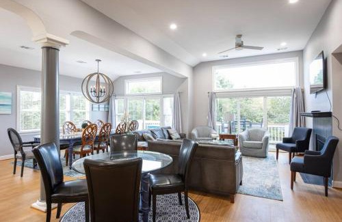 Sea Acres House | Duck Location Volleyball Pool Game Room & More