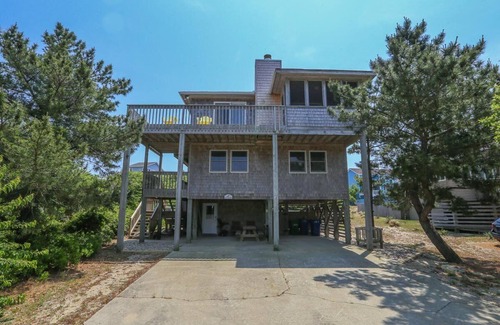 Carolina Dunes House | Duck 'N Cover 🏖️Spectacular 4 BR Home w/Pool, Hot Tub & Easy BEACH ACCESS-🏖️