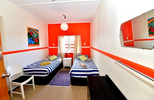 New Plymouth House | Ducks & Drakes Boutique Motel & Backpackers