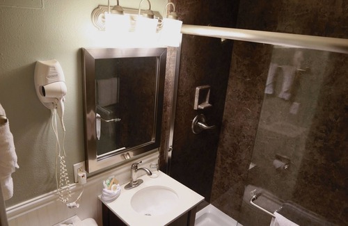 Billings Hotel | Dude Rancher Lodge