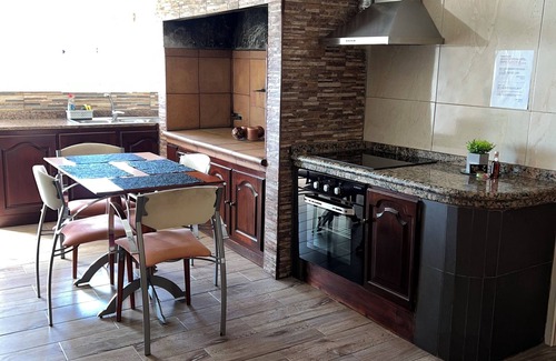 Gaula House | DuDu House, 10 minutes drive from the airport!