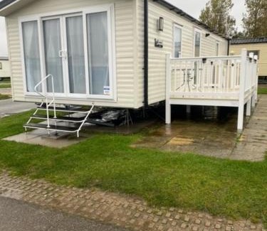 Great Yarmouth Resort | Duffy's Den - Parkdean California Cliffs - Fulmar 45
