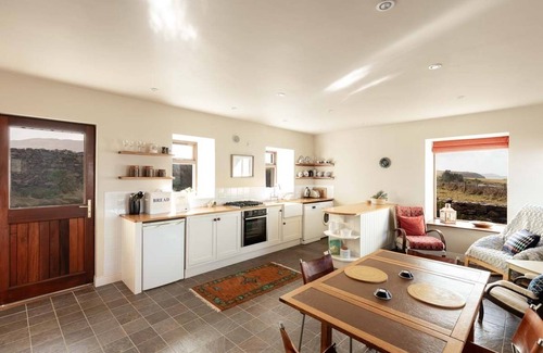 Glaise Bheag House | Duinin Cottage 2 bedroom house VRBO
