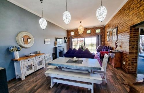 Emakhazeni Apartment | Dullstroom Manor Game & Trout Lodge