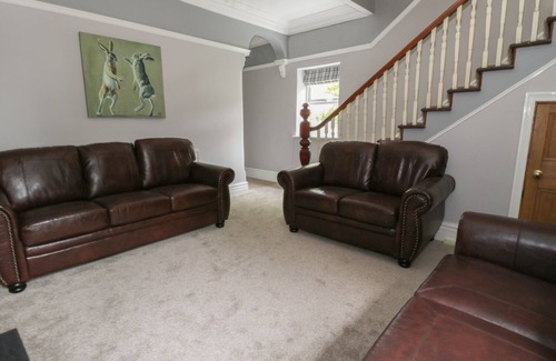 Haltwhistle House | DUMBUIE, pet friendly, with open fire in Haltwhistle
