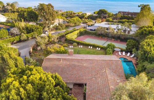 Central Malibu Villa | Dume Point by AvantStay Tennis Pool in Malibu