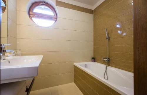 Gubacs Hotel | Duna Garden Hotel