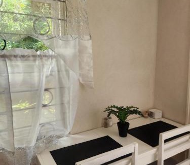Dover Apartment | Dunbar's Studio