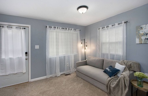 Battle Creek House | Duncan Home Cozy & Updated: 10 mins to Downtown