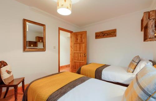 Comrie House | Dundas Flat, 1 bedroom, Comrie