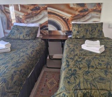 Dundee House | Dundee Viks Guest House