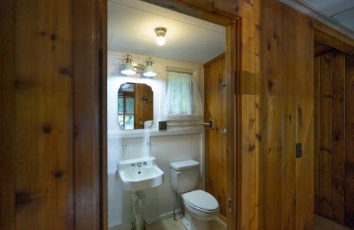 Empire Hotel | Dune Climb Inn