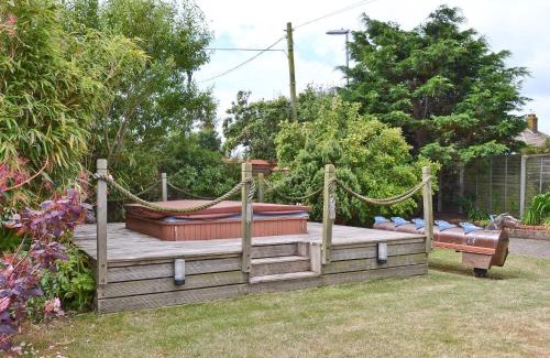 Caister-on-Sea House | Dune Cottage
