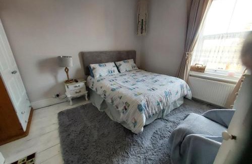 Caister-on-Sea House | Dune Cottage