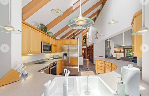 Saunders Lake House | Dune rider’s and fisherman’s PARADISE!