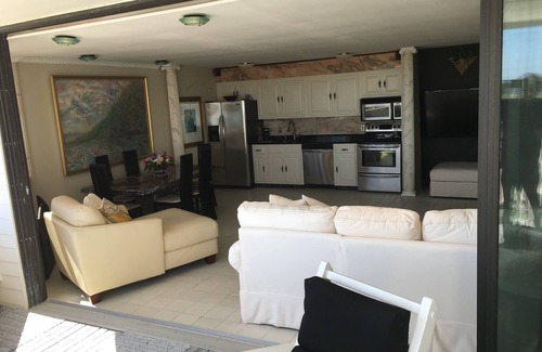 Westhampton Beach Condo | Dune Road Westhampton Oceanfront