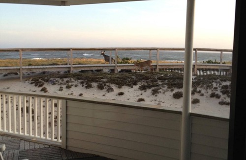 Westhampton Beach Condo | Dune Road Westhampton Oceanfront