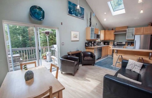 Tofino House | Dunes Cabin at Chesterman Beach, Tofino B.C.