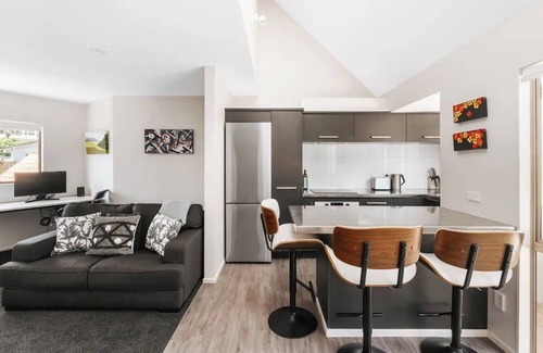 Mount Maunganui House | Dunes on Drury ~ Mount Maunganui - Beyonder Holiday Homes