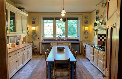 Murthly Cottage | DUNGARTHILL HOUSE, pet friendly, luxury holiday cottage in Dunkeld