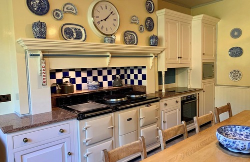 Murthly Cottage | DUNGARTHILL HOUSE, pet friendly, luxury holiday cottage in Dunkeld