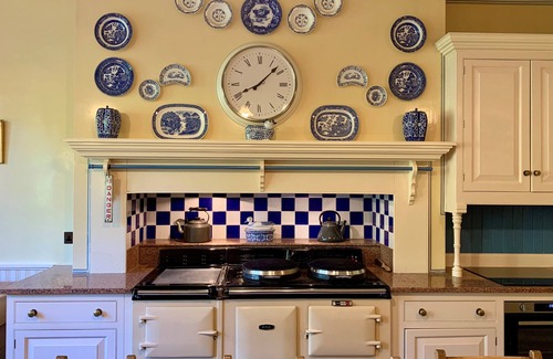 Murthly Cottage | DUNGARTHILL HOUSE, pet friendly, luxury holiday cottage in Dunkeld