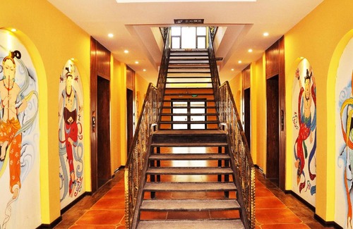Dunhuang House | Dunhuang Jinshe Times Inn