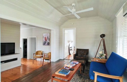 Dunkeld House | Dunkeld Secret Garden & Grampians Peaks Trail End