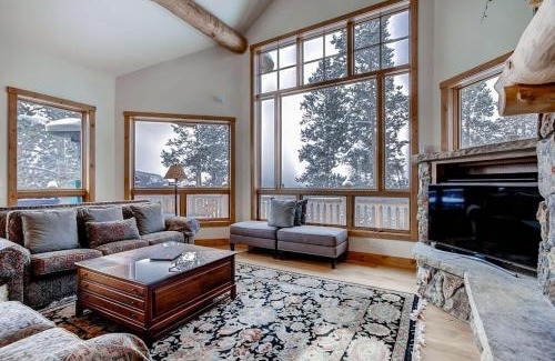 Baldy Mountain House | Dunkin Hill Lodge Holiday home