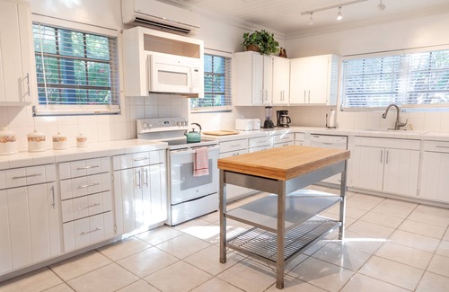 Triana Shores House | Dunn's House - Spacious Family Friendly Home with a Pool steps to the Beach