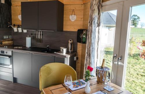 Fintry Cabin | Dunroamin Lodges