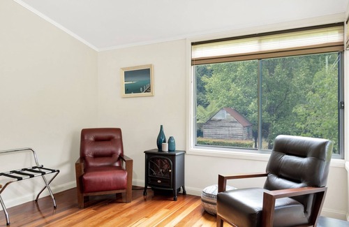 Beaumont House | Dunrose Cottage - Mountain top cottage with amazing views!
