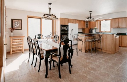 Upper Peninsula Michigan House | Dunwandrin Lakefront Property in Marquette