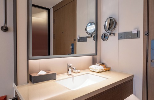 Baoshan Hotel | Duole Holiday Hotel Shanghai