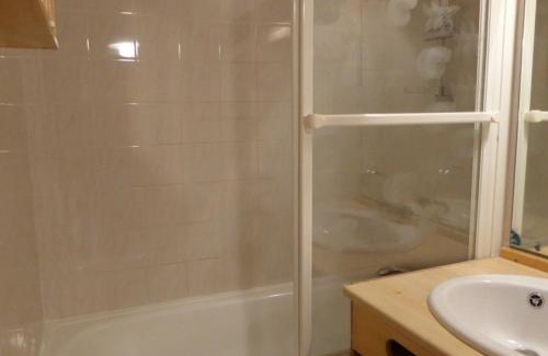 Areches Apartment | Duplex 2 Chambres, Piscine, Proche Remontées mécaniques, 6 pers - FR-1-342-194