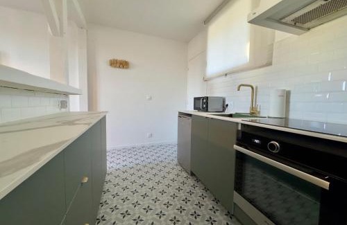 Fontainebleau Apartment | Duplex - 5 min Insead - Close to Forest and Castle